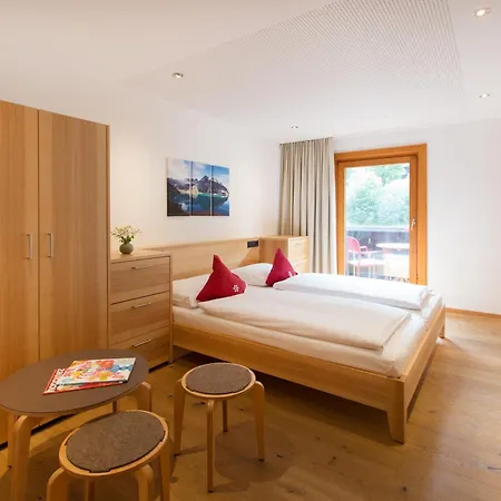 Mateera / Montafon Hotel 3*