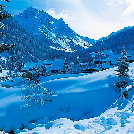 Mateera / Montafon Отель Гаргеллен