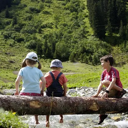 Отель Mateera / Montafon 3*